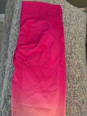 Seamless Ombre Pink Leggings